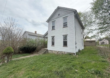 307 Andrew St - Photo 1