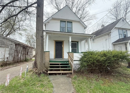 422 Prospect St - Photo 1