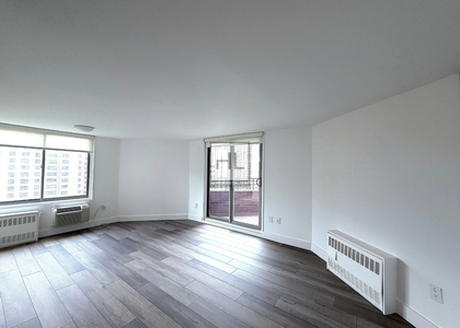 Second Avenue - Photo 1