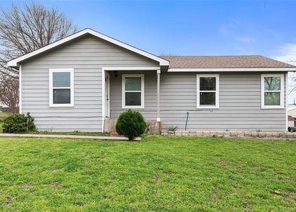 505 S 5th Street - Photo 1