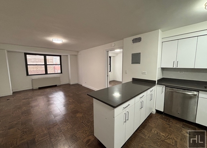 East 16 Avenue - Photo 1
