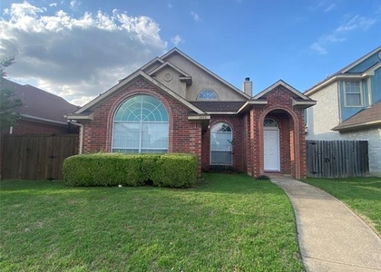 1409 Post Oak Drive - Photo 1