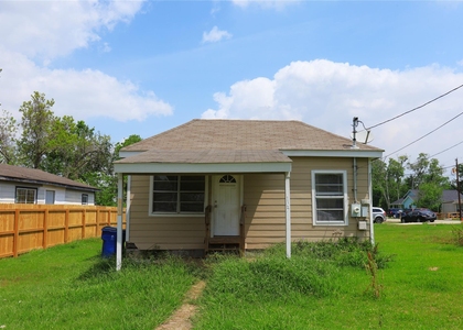 107 Prewitt Lane - Photo 1