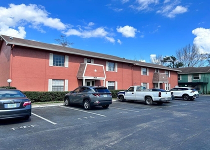 1625 W Oak Ridge Road - Photo 1