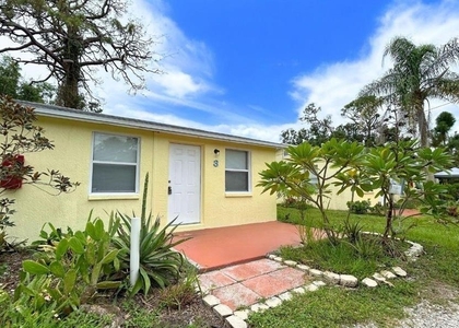 255 Pineapple Street - Photo 1