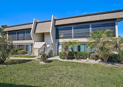 1697 Northampton Street - Photo 1