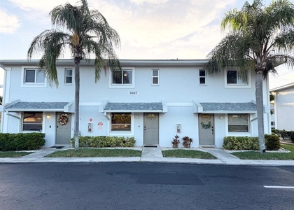 5027 Sw 16th Place - Photo 1