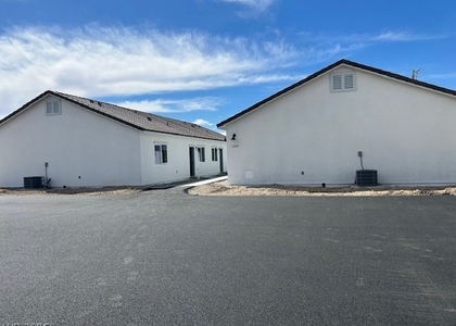 1100 S Hall Avenue - Photo 1
