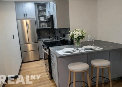 East 58th Street - Photo 1
