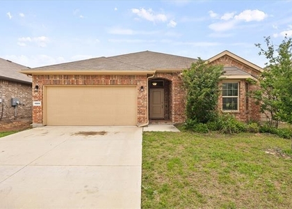 1009 Croxley Way - Photo 1