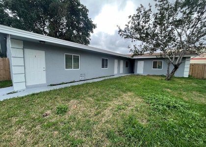 1109 Nw 6th Avenue - Photo 1