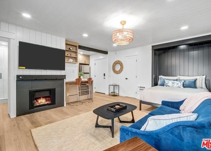 1083 Montauk Lane - Photo 1