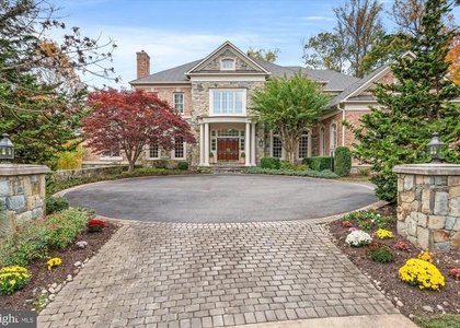 7818 Crownhurst Court - Photo 1