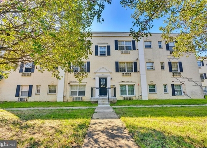 2237 Farrington Avenue - Photo 1
