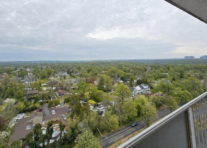301 N Beauregard Street - Photo 1