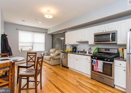 516 N Preston Street - Photo 1