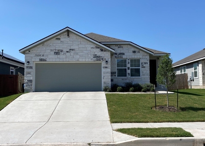 384 Gaida Loop - Photo 1