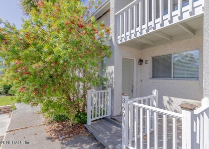 360 14th Avenue S - Photo 1