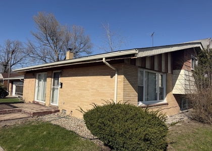 14941 Evans Avenue - Photo 1