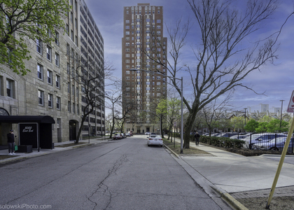 5000 S Cornell Avenue - Photo 1