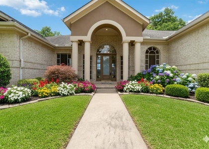 32610 Whitburn Trail - Photo 1