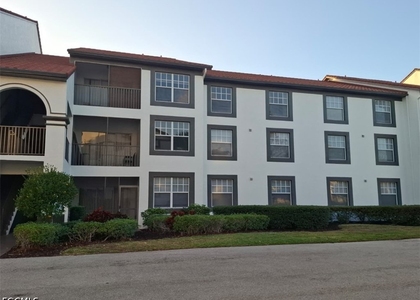 7915 Preserve Circle - Photo 1