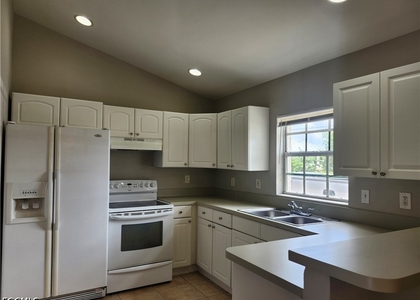 1110 Hightower Avenue S - Photo 1