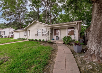 1412 22nd Street - Photo 1