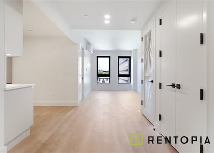 130 Hope Street - Photo 1
