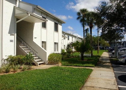111 E Cypress Court - Photo 1