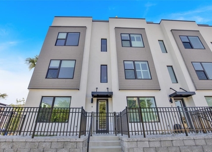 2506 W Cleveland Street - Photo 1
