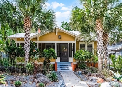 706 Hillcrest Street - Photo 1