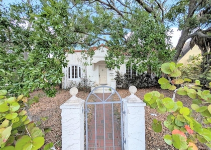 1701 Siesta Drive - Photo 1