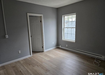 56 Lounsbury Avenue - Photo 1