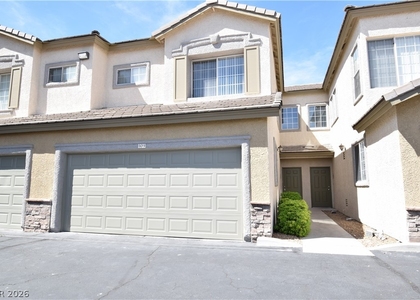 1613 Queen Victoria Street - Photo 1