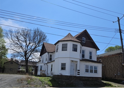 120 Henry Street - Photo 1