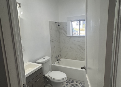 415 Hopkins Street Sw - Photo 1