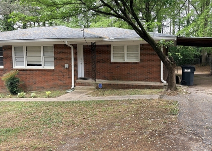 407 A Fayetteville Road - Photo 1