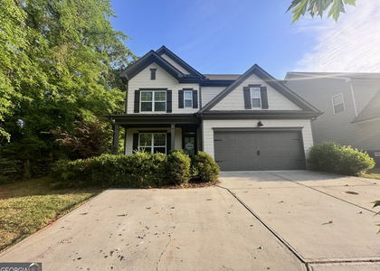 798 Gordon Street - Photo 1