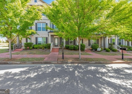 3625 Hawthorne Terrace - Photo 1
