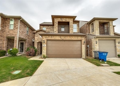 336 Austin Avenue - Photo 1