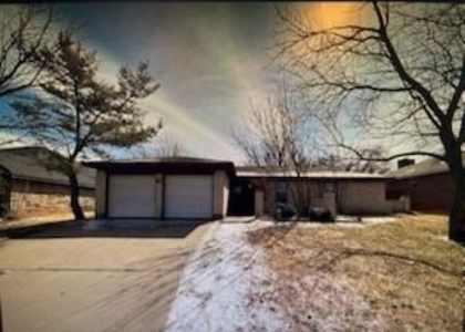 8001 Weehunt Court - Photo 1
