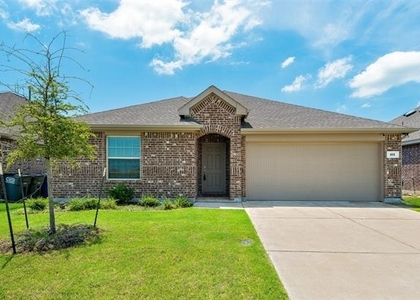 913 Rosewood Street - Photo 1