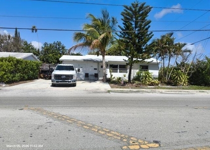 341 Sw 15th Street - Photo 1
