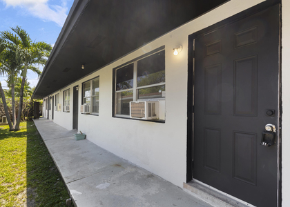 730 Nw 4th Avenue - Photo 1