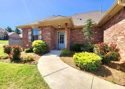 2308 Paraiso Way - Photo 1
