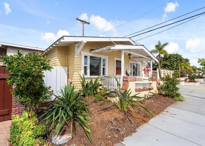 1011 8th Street - Photo 1