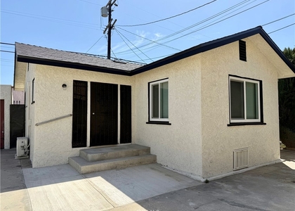 1426 W 83rd - Photo 1