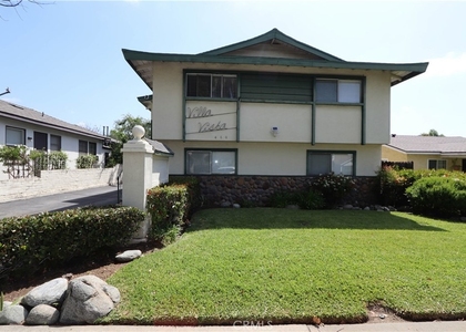 460 Vista Avenue - Photo 1