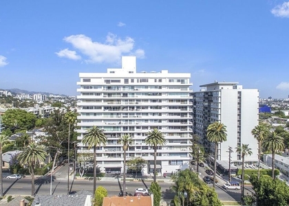 838 N Doheny Drive - Photo 1